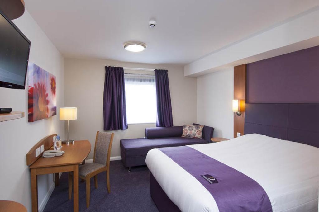 Premier Inn Reading Central Habitación foto
