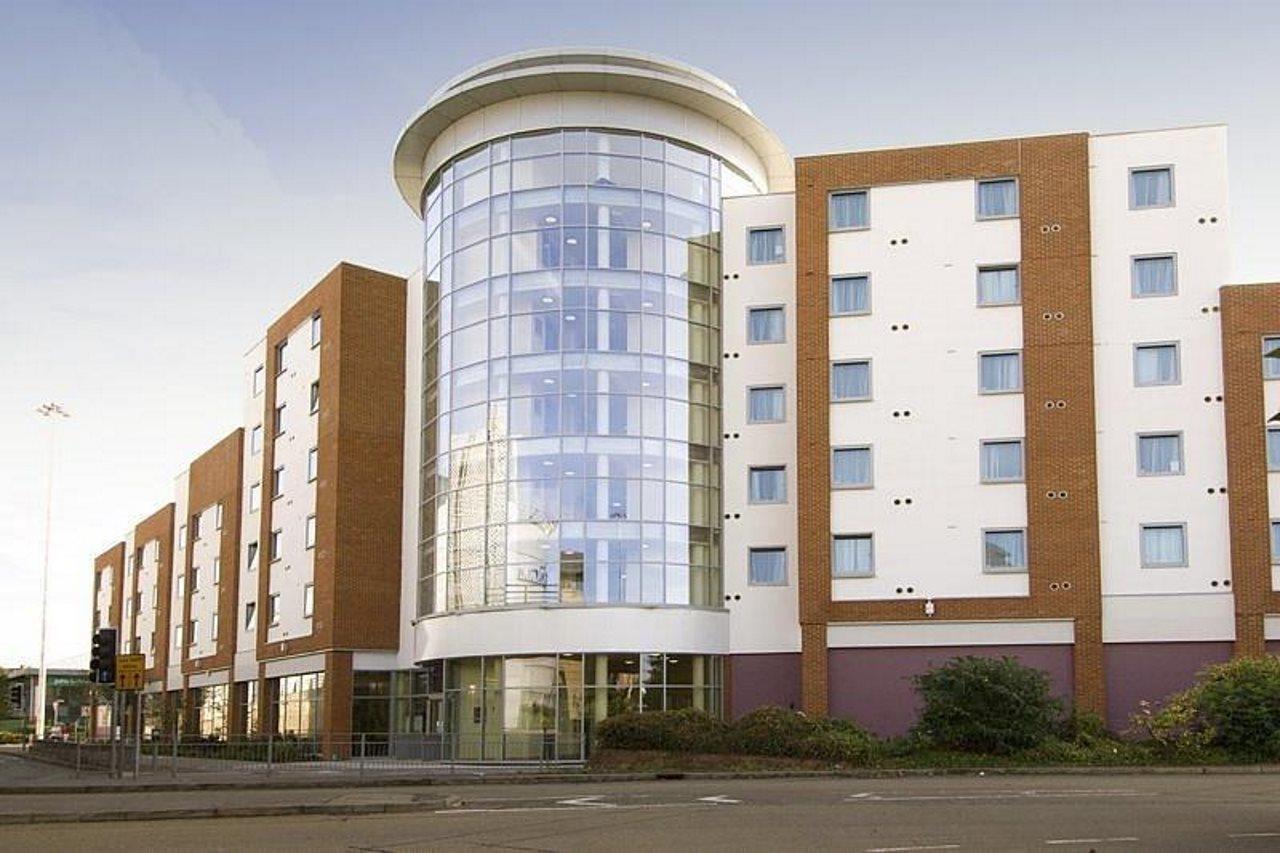 Premier Inn Reading Central Exterior foto